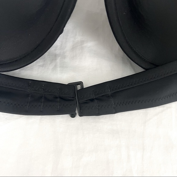 Shade & Shore Black Bikini Top, Padded w/ Underwire - Picture 3 of 6